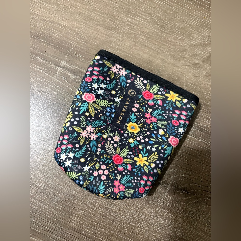 Java Sok Medium Sleeve - Black Multicolor Floral
